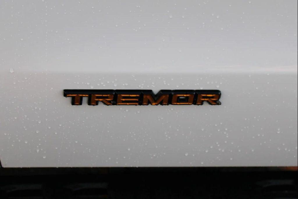 new 2025 Ford Expedition car, priced at $84,785