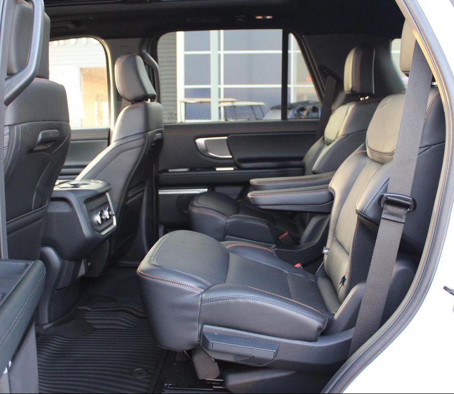 new 2025 Ford Expedition car, priced at $84,785