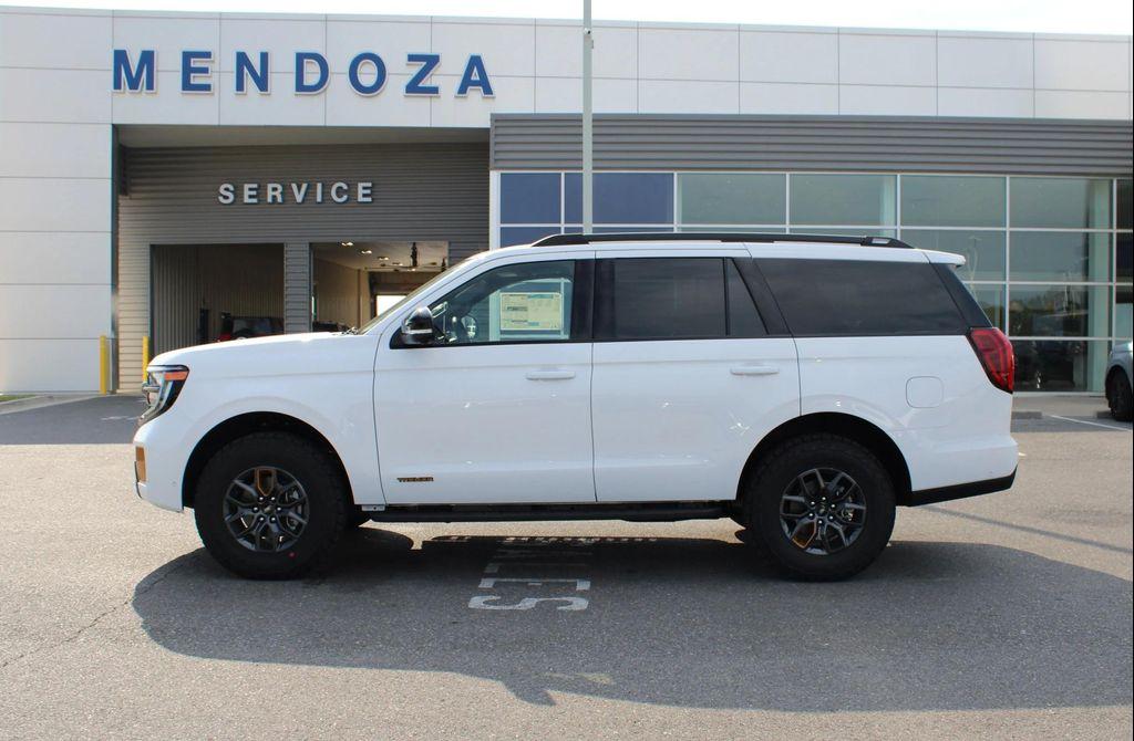 new 2025 Ford Expedition car, priced at $84,785