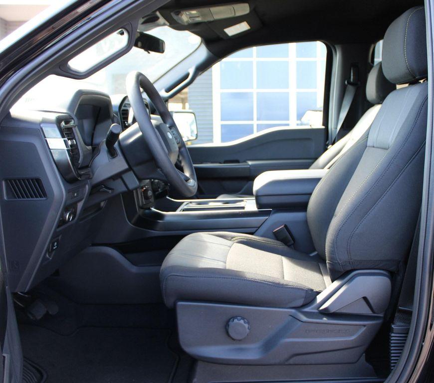 new 2025 Ford F-150 car, priced at $52,530