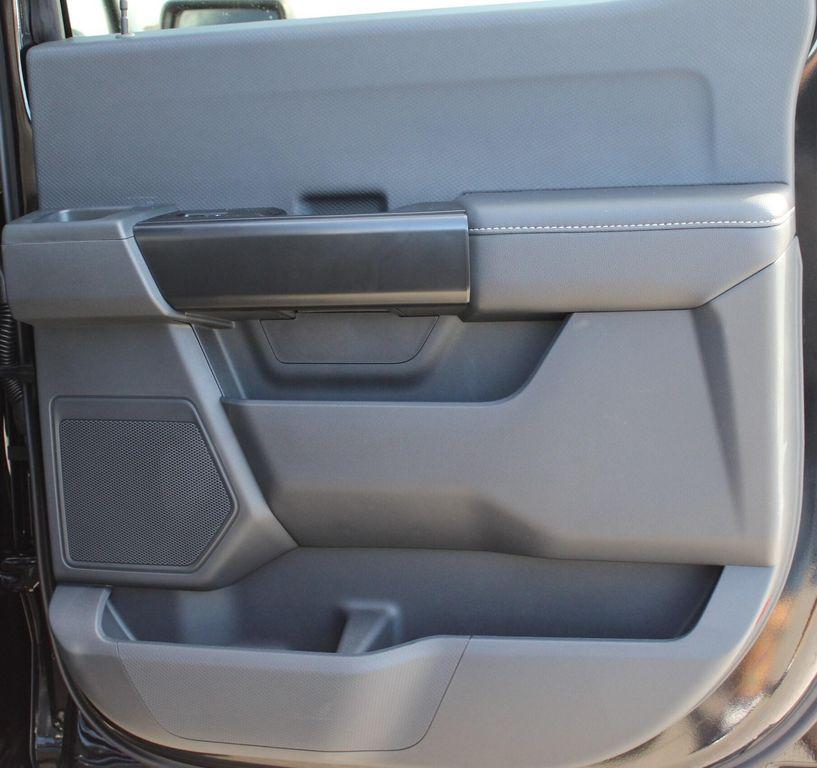 new 2025 Ford F-150 car, priced at $52,530