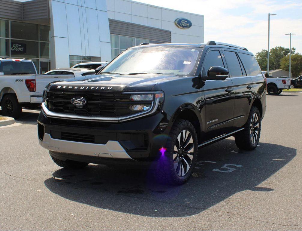 new 2025 Ford Expedition car, priced at $80,910