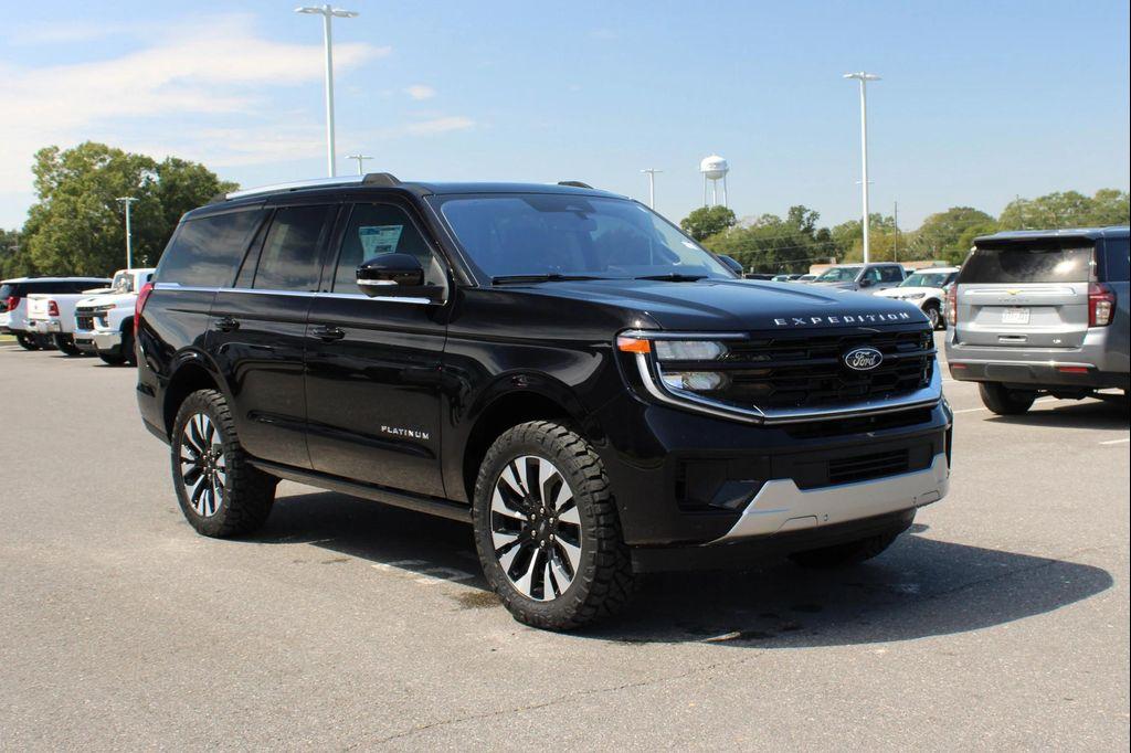new 2025 Ford Expedition car, priced at $80,910