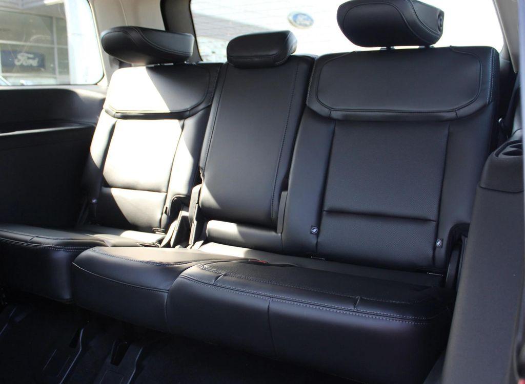 new 2025 Ford Expedition car, priced at $80,910