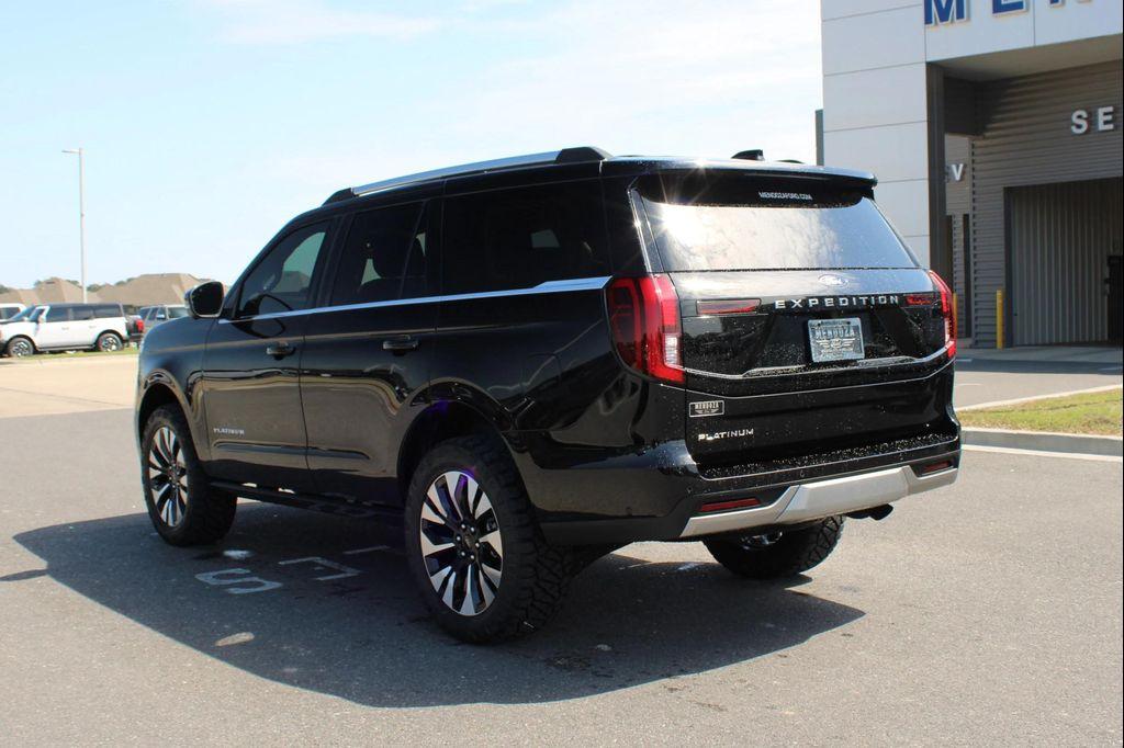new 2025 Ford Expedition car, priced at $80,910
