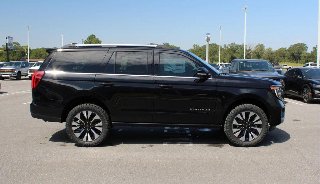 new 2025 Ford Expedition car, priced at $80,910