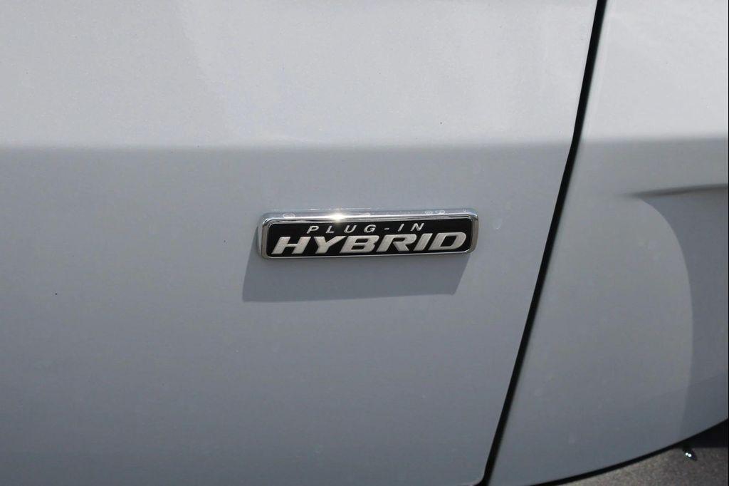 new 2025 Ford Escape PHEV car, priced at $39,550