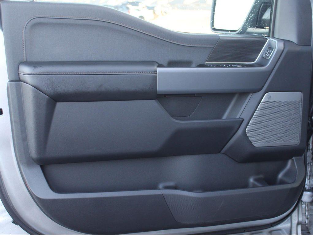 new 2025 Ford F-150 car, priced at $75,070