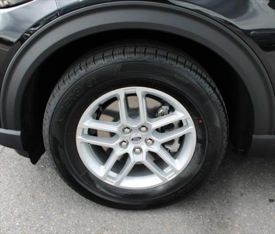 new 2025 Ford Explorer car, priced at $42,013