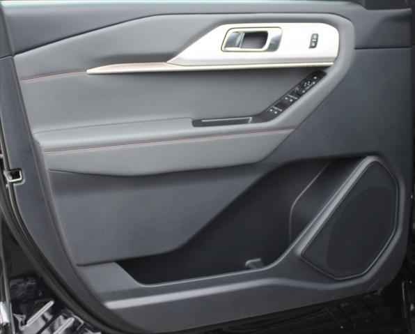 new 2025 Ford Explorer car, priced at $42,013