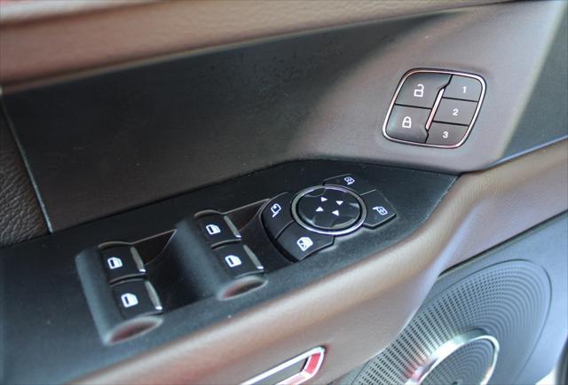 used 2021 Ford Expedition car