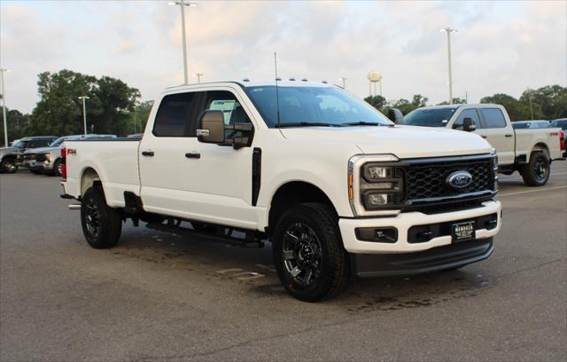 new 2025 Ford F-350 car, priced at $65,250