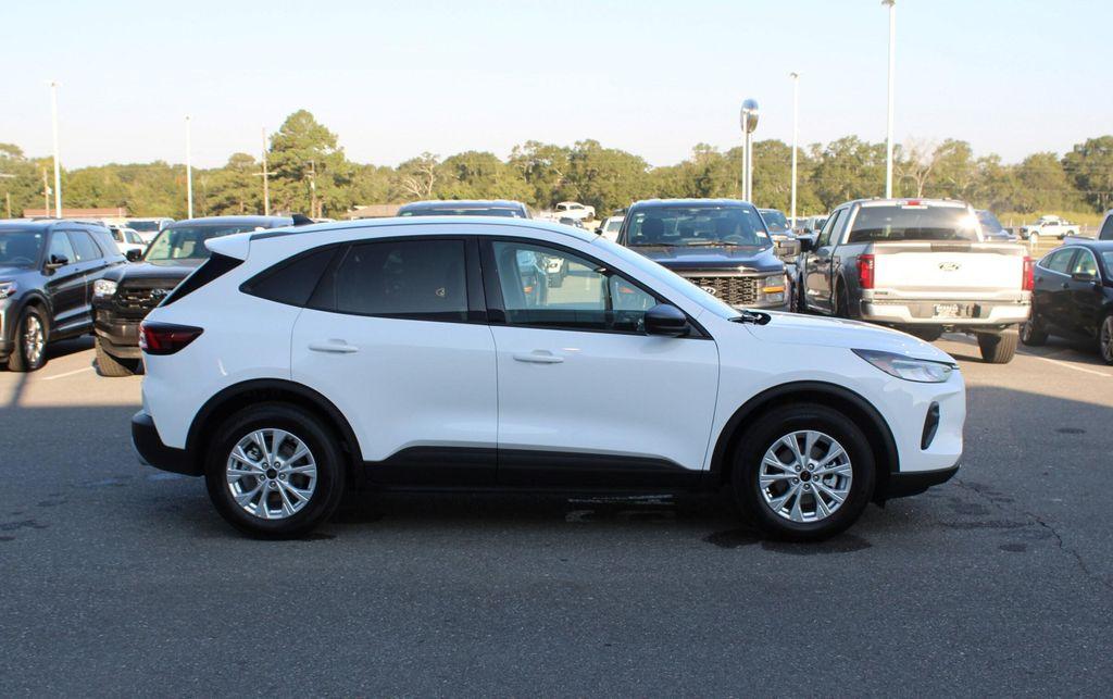 new 2026 Ford Escape car, priced at $31,545