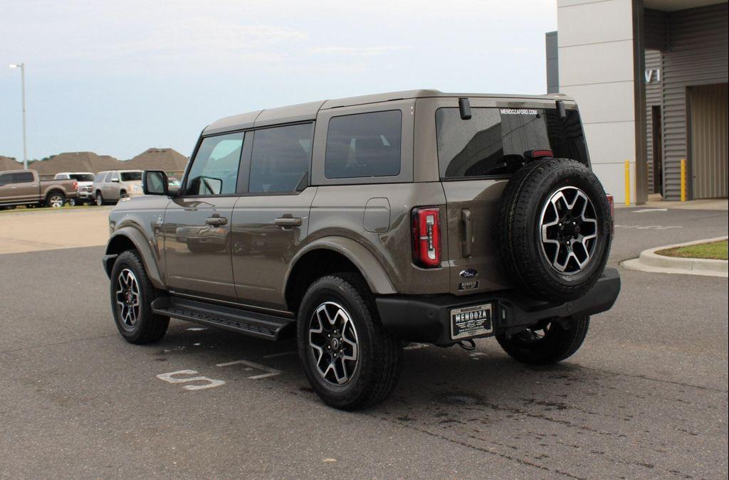 new 2025 Ford Bronco car, priced at $59,205