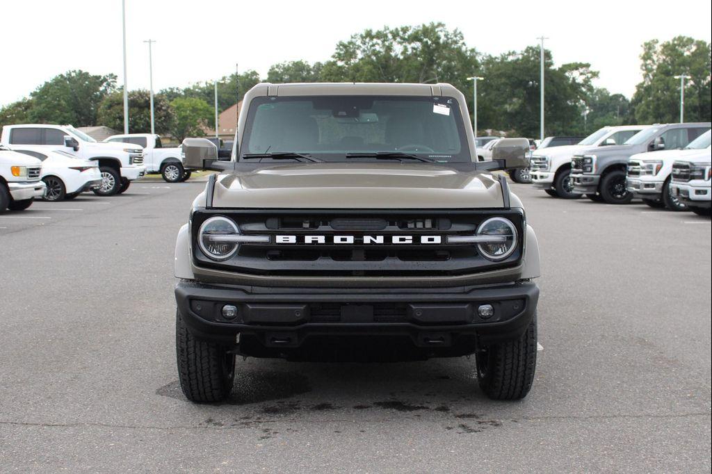 new 2025 Ford Bronco car, priced at $59,205