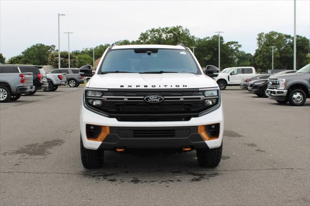 new 2025 Ford Expedition car, priced at $84,040