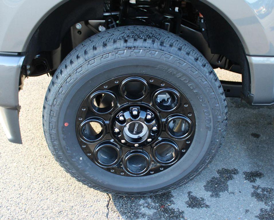 new 2025 Ford F-250 car, priced at $83,330