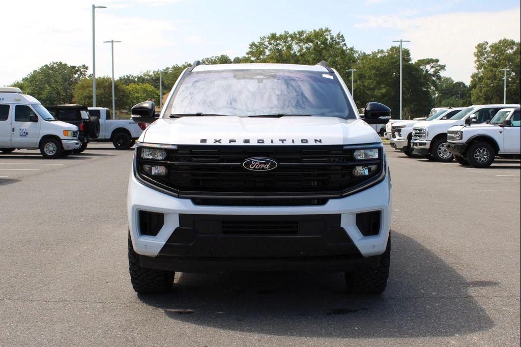 new 2025 Ford Expedition car, priced at $85,725