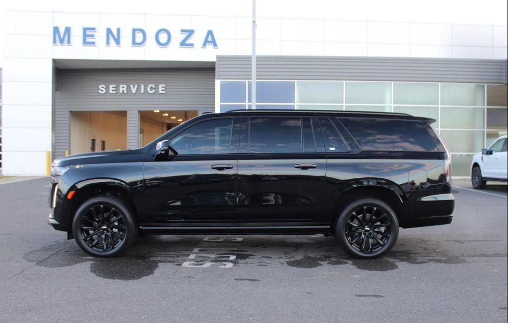 used 2024 Cadillac Escalade ESV car