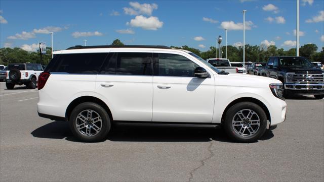 new 2025 Ford Expedition car, priced at $67,205