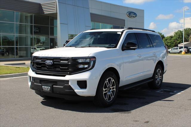 new 2025 Ford Expedition car, priced at $67,205