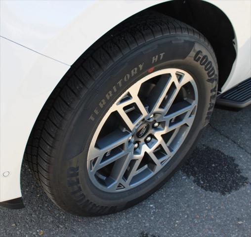 new 2025 Ford Expedition car, priced at $67,205