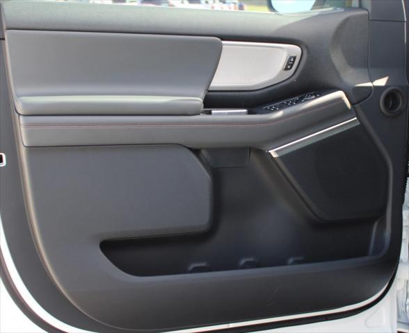 new 2025 Ford Expedition car, priced at $67,205