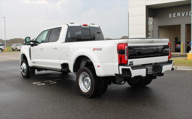 new 2025 Ford F-450 car, priced at $104,500
