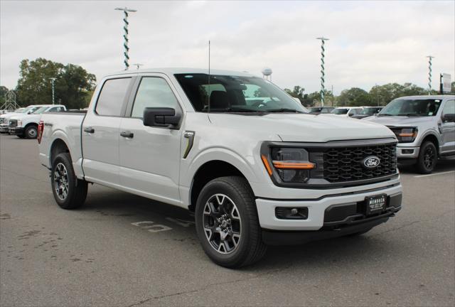 new 2024 Ford F-150 car, priced at $45,980