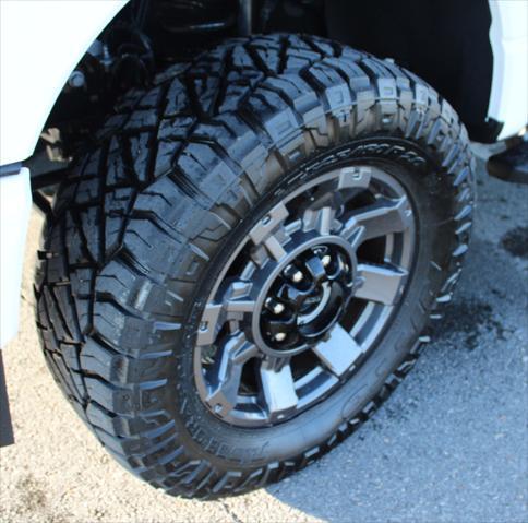 new 2024 Ford F-250 car, priced at $79,990