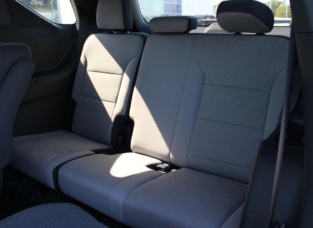 used 2025 Chevrolet Traverse car