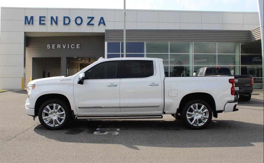 used 2025 Chevrolet Silverado 1500 car, priced at $61,997