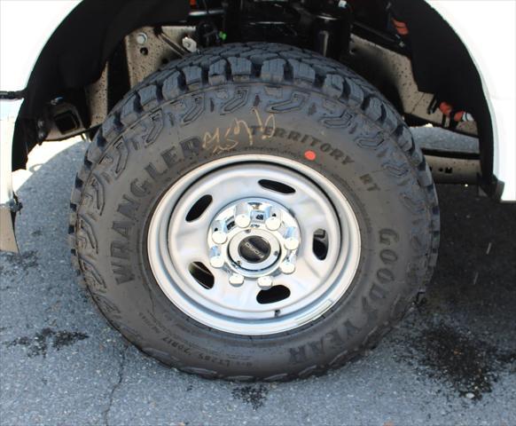 new 2025 Ford F-350 car, priced at $69,335