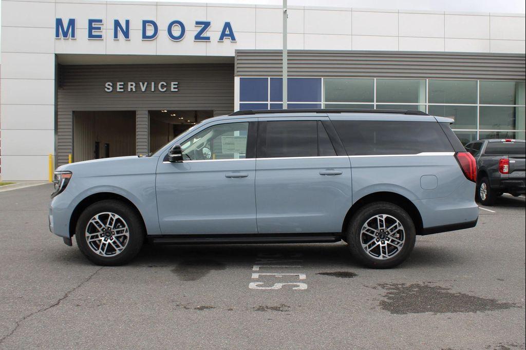 new 2025 Ford Expedition Max car, priced at $72,905