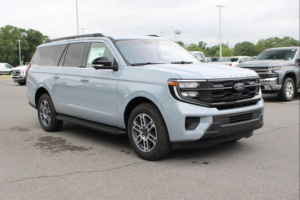new 2025 Ford Expedition Max car, priced at $72,905
