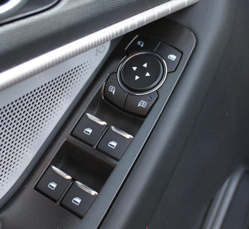 new 2025 Ford Explorer car, priced at $62,610