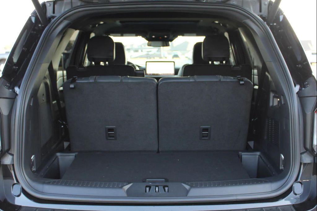 new 2025 Ford Explorer car, priced at $62,610