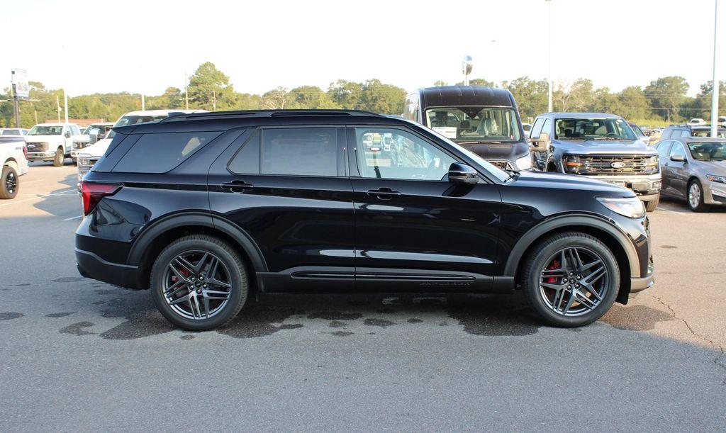new 2025 Ford Explorer car, priced at $62,610