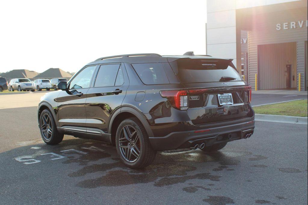 new 2025 Ford Explorer car, priced at $62,610