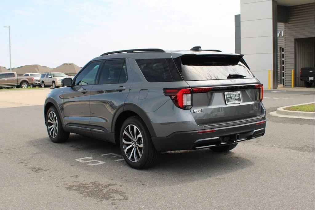 new 2025 Ford Explorer car, priced at $46,110