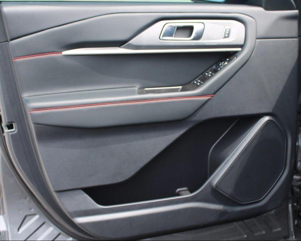new 2025 Ford Explorer car, priced at $46,110