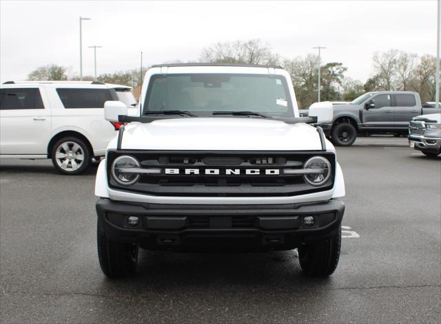 new 2025 Ford Bronco car, priced at $49,158