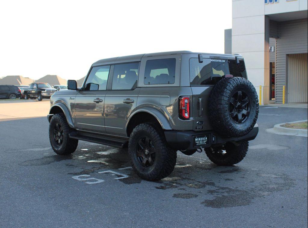 new 2025 Ford Bronco car, priced at $60,400