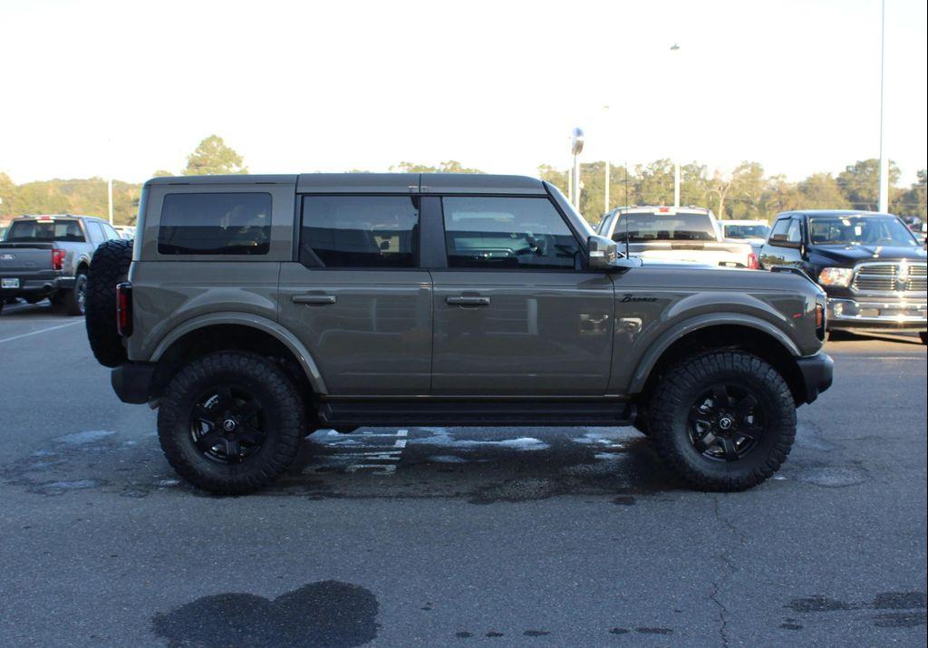 new 2025 Ford Bronco car, priced at $60,400