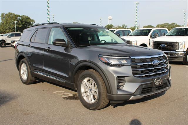 new 2025 Ford Explorer car, priced at $40,850