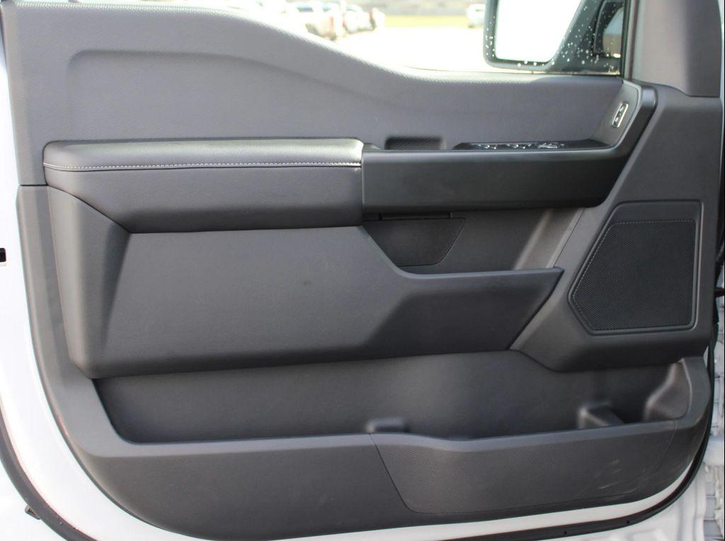 new 2025 Ford F-150 car, priced at $52,330