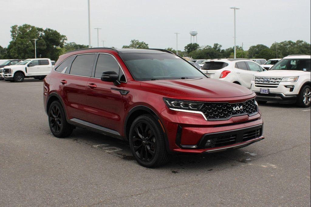 used 2022 Kia Sorento car, priced at $23,847