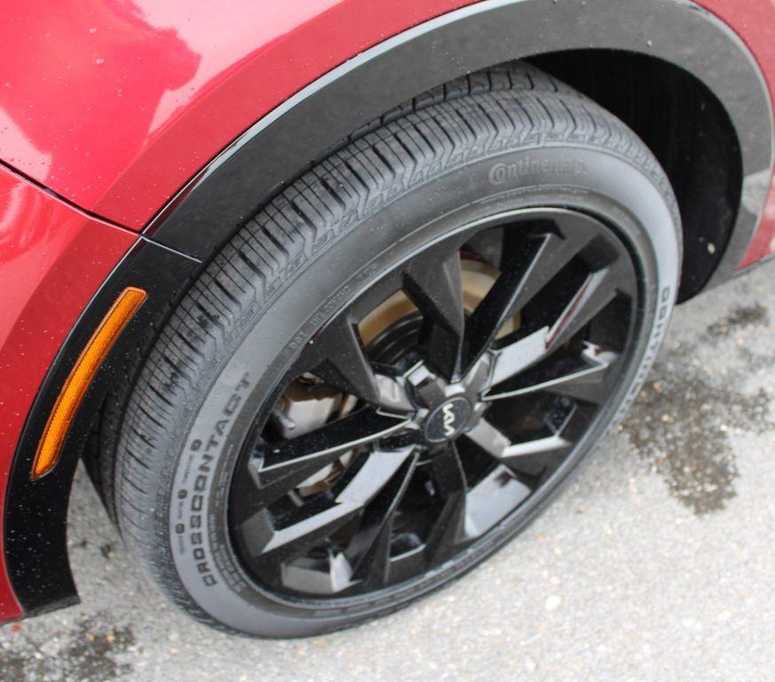 used 2022 Kia Sorento car, priced at $23,847