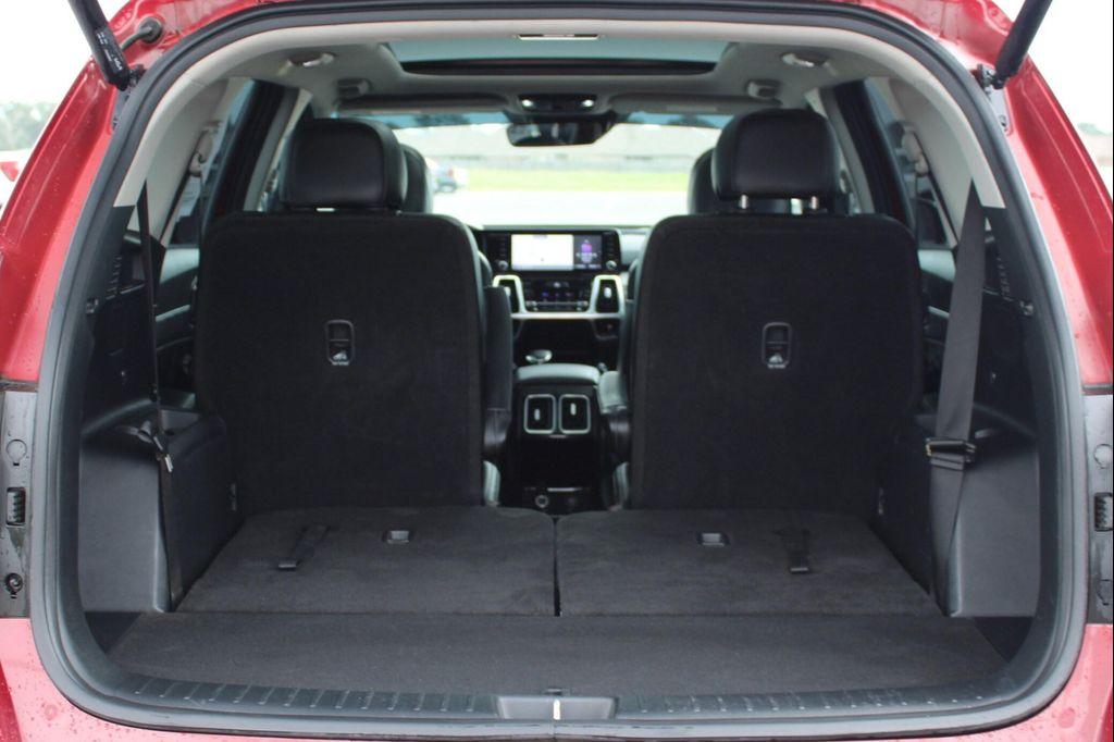 used 2022 Kia Sorento car, priced at $23,847