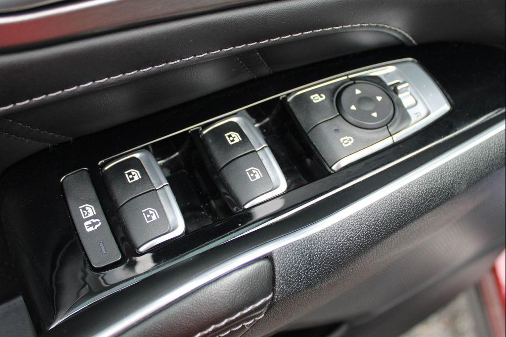 used 2022 Kia Sorento car, priced at $23,847
